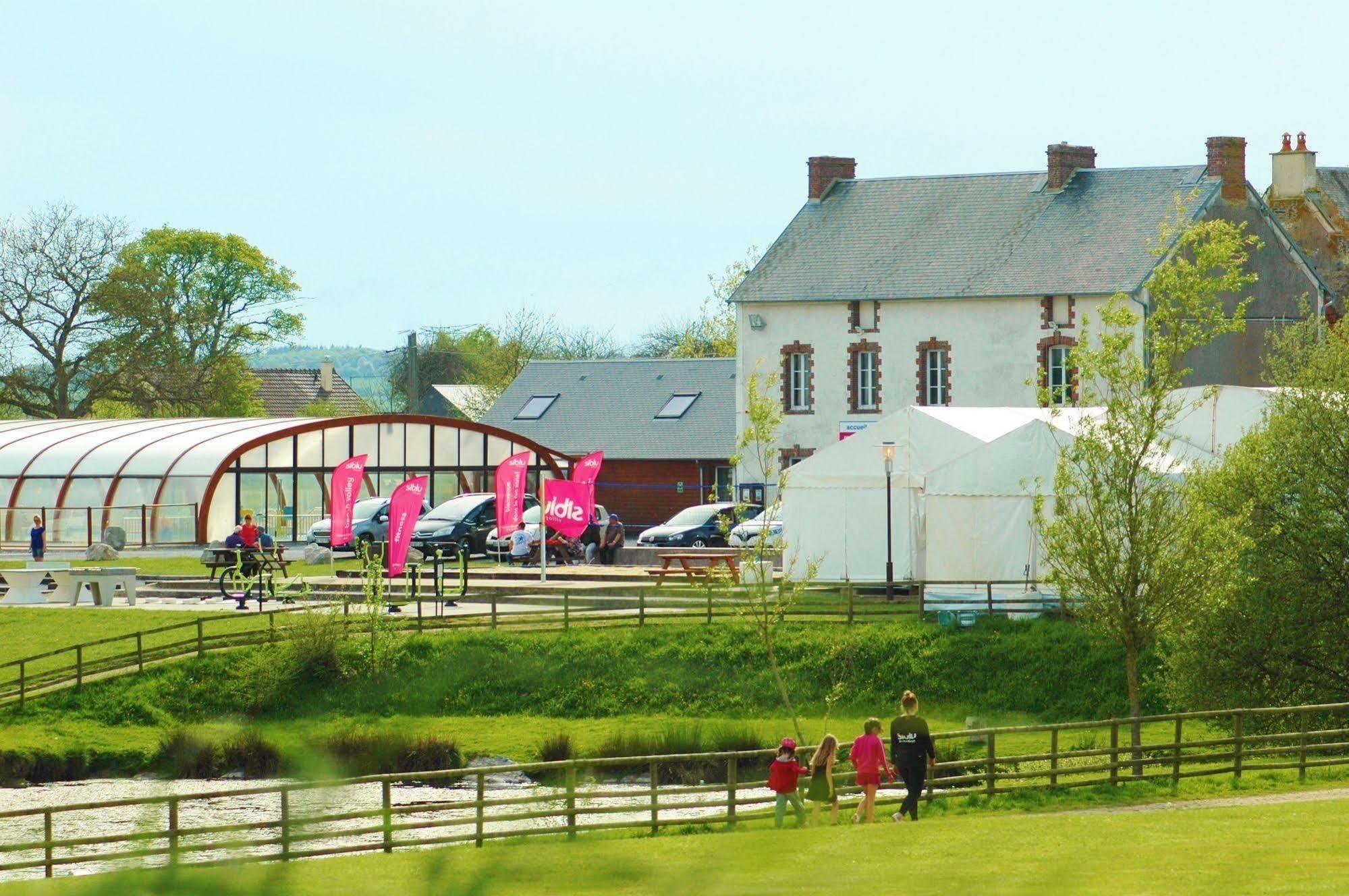 Camping Officiel Siblu Domaine De Litteau Hotel Kültér fotó